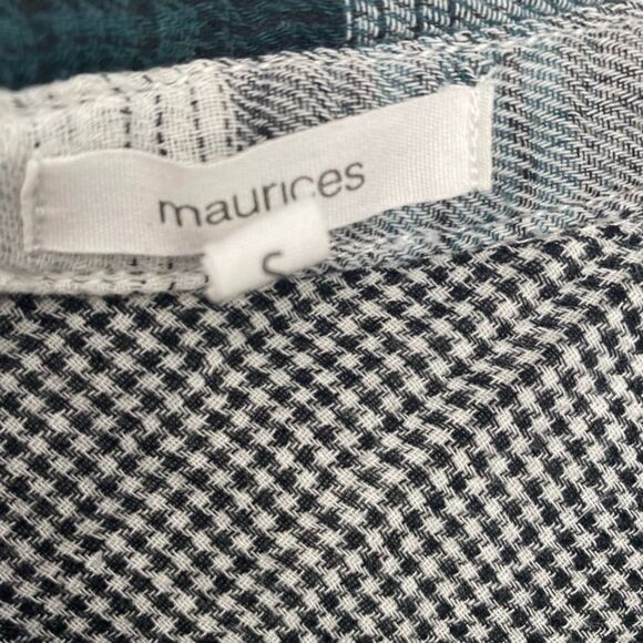 Maurices S Black White Plaid Flannel Button Down Shirt Soft Cotton Long Sleeve - Picture 4 of 5